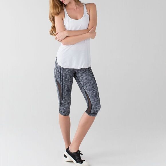 Lululemon Drop It Like It's Hot Crop Black & Grey - Picture 1 of 8